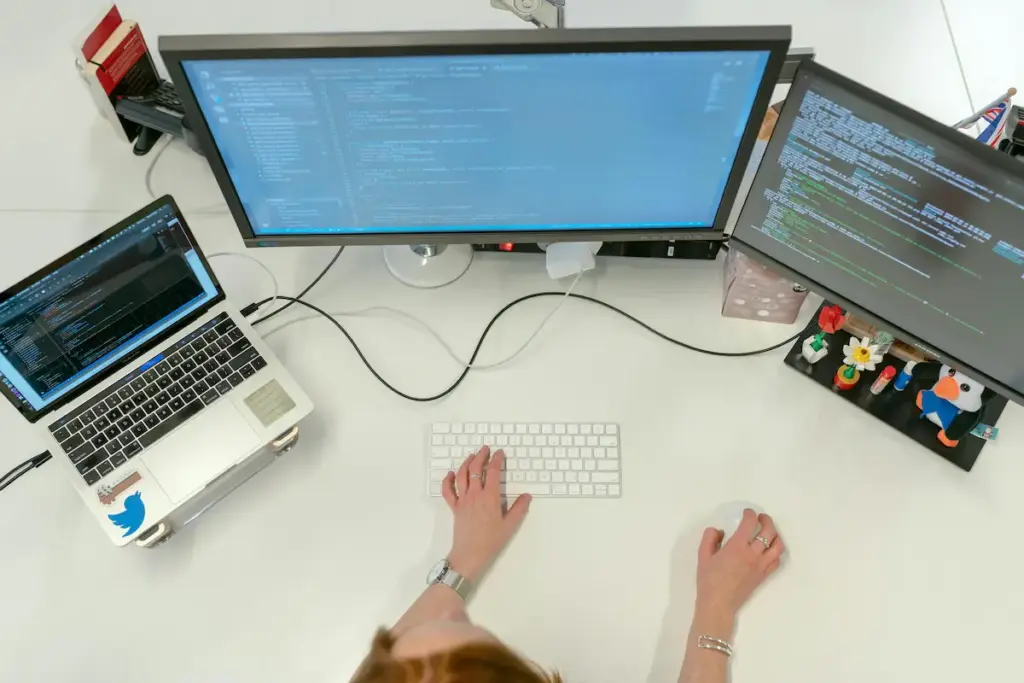 pexels-thisisengineering-3861972 Flexystack - infrastructure hosting